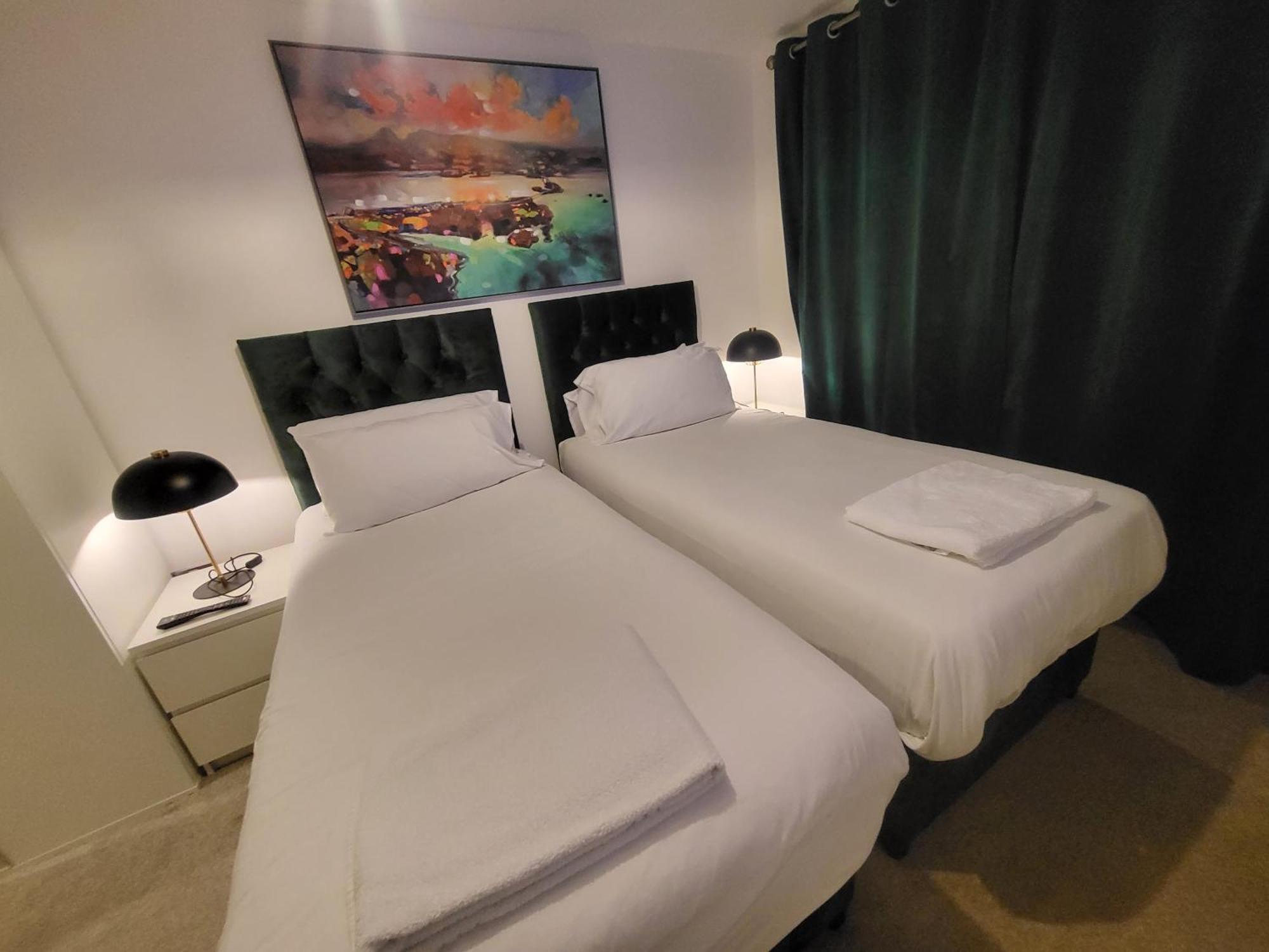 Garland Central City Apartment London 2 Bagian luar foto