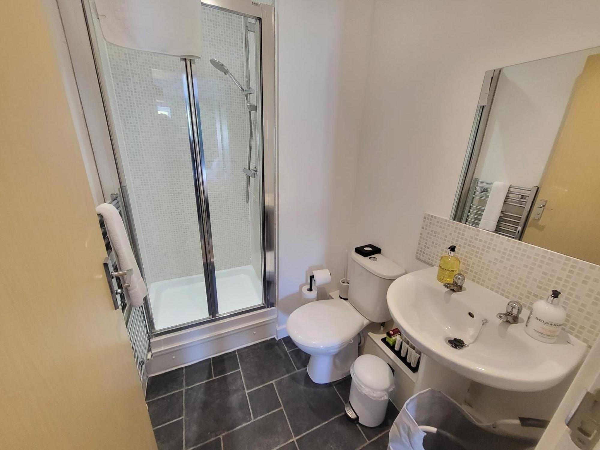 Garland Central City Apartment London 2 Bagian luar foto