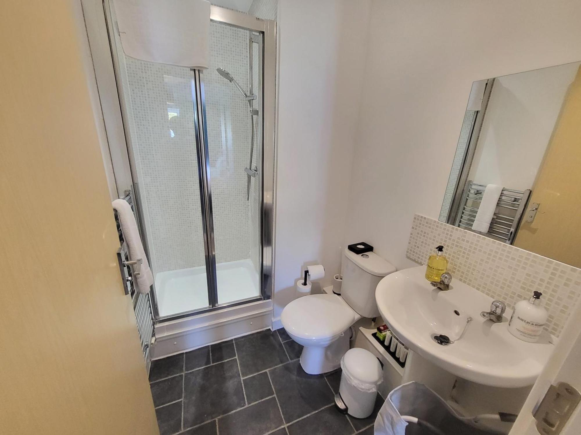 Garland Central City Apartment London 2 Bagian luar foto