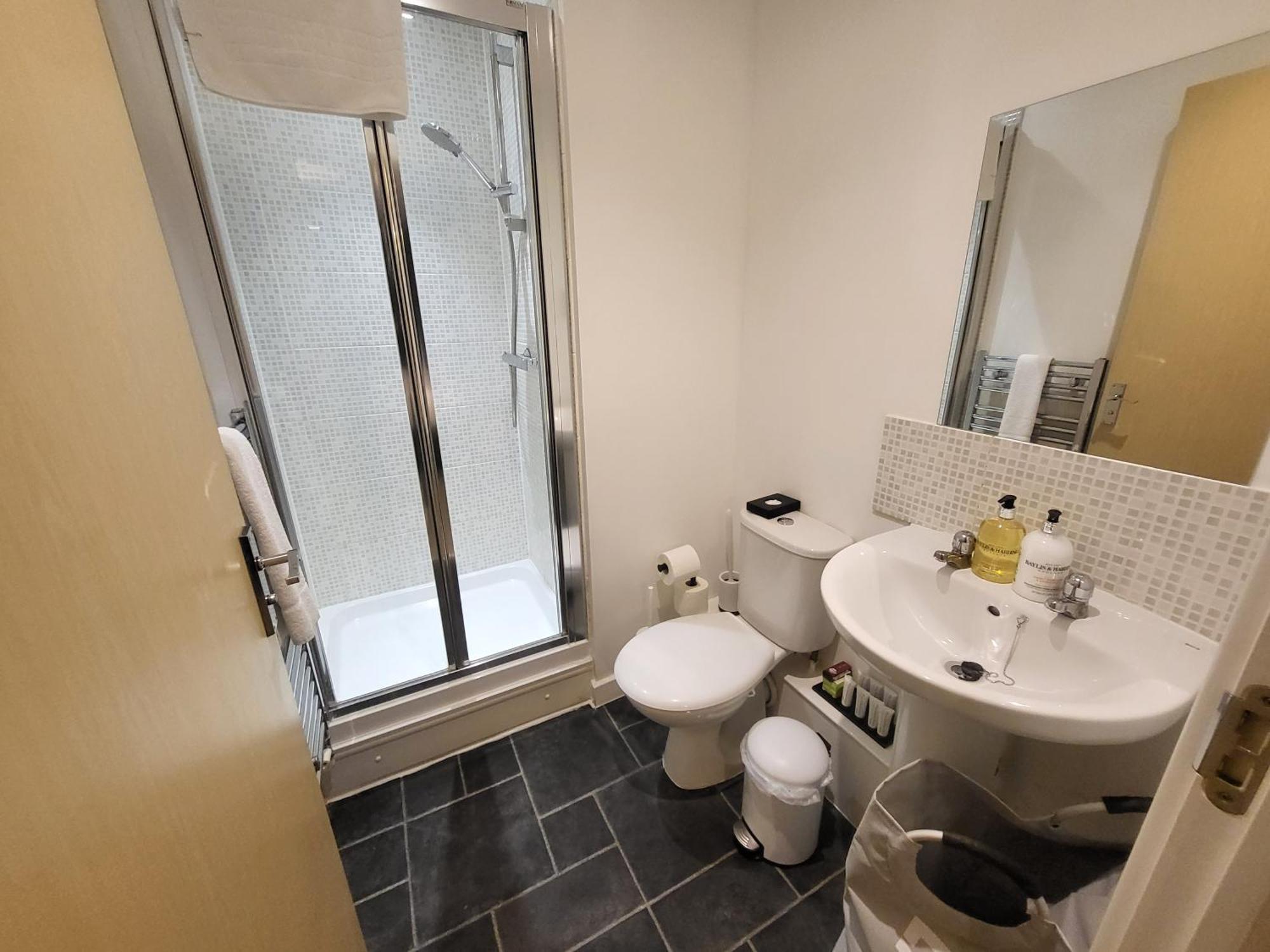 Garland Central City Apartment London 2 Bagian luar foto